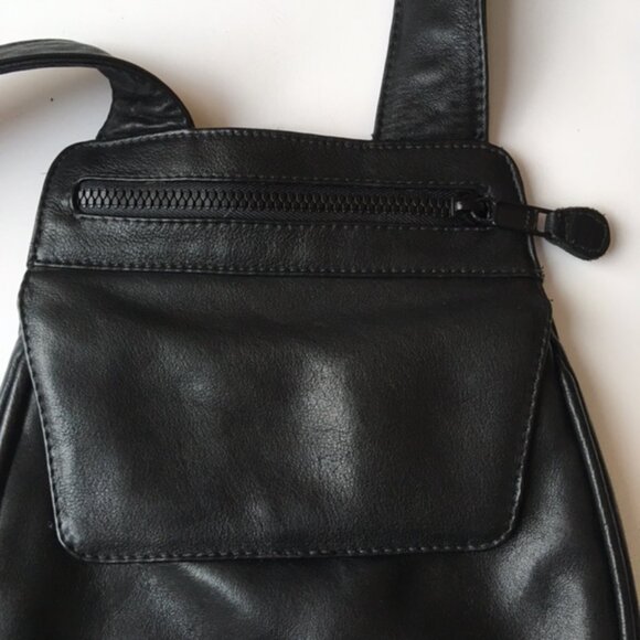 TravelSmith Black Leather Crossbody Bag - Picture 5 of 11